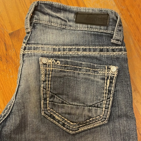Women’s Daytrip Jeans Size 24R - Picture 2 of 7